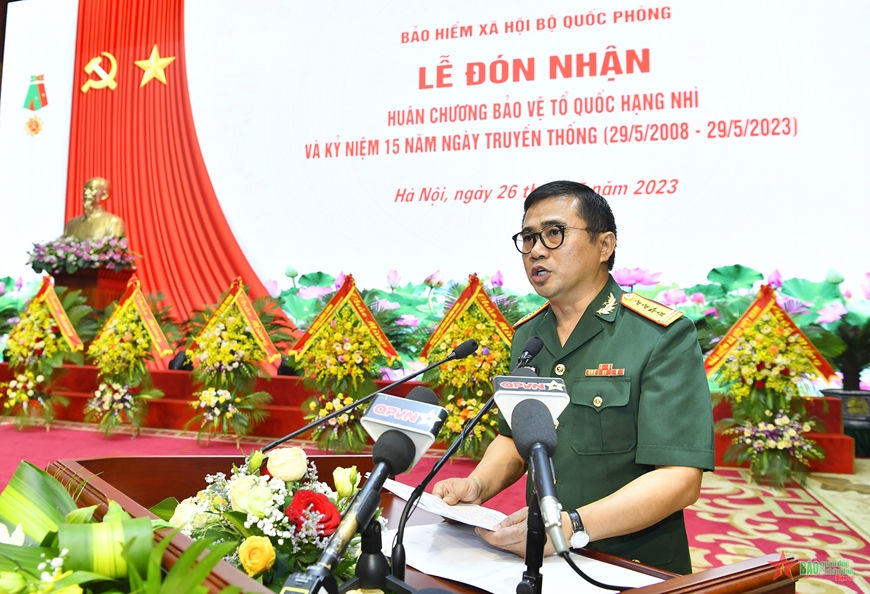 Đại tá Cao Xuân Thắng, Giám đốc Bảo hiểm xã hội Bộ Quốc phòng trình bày diễn văn kỷ niệm 