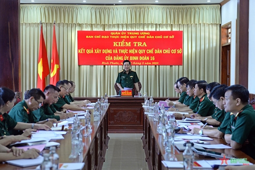 Quân ủy Trung ương kiểm tra công tác xây dựng và thực hiện Quy chế dân chủ cơ sở của Đảng ủy Binh đoàn 16
