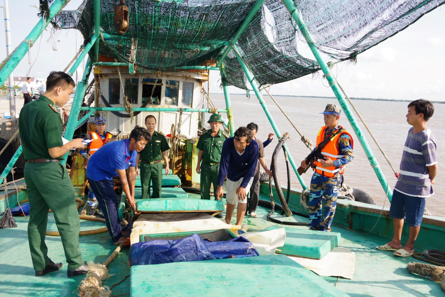 Giữ yên biên giới biển Sóc Trăng

