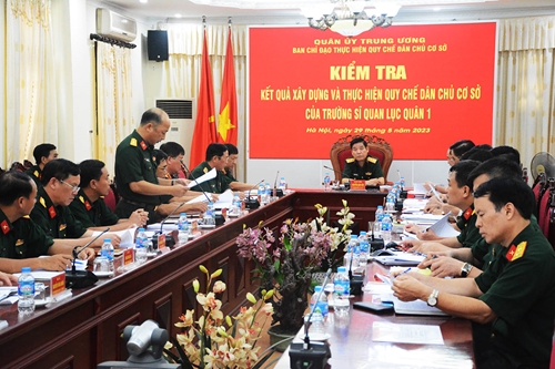 Quân ủy Trung ương kiểm tra kết quả xây dựng và thực hiện Quy chế dân chủ cơ sở của Đảng ủy Trường Sĩ quan Lục quân 1
