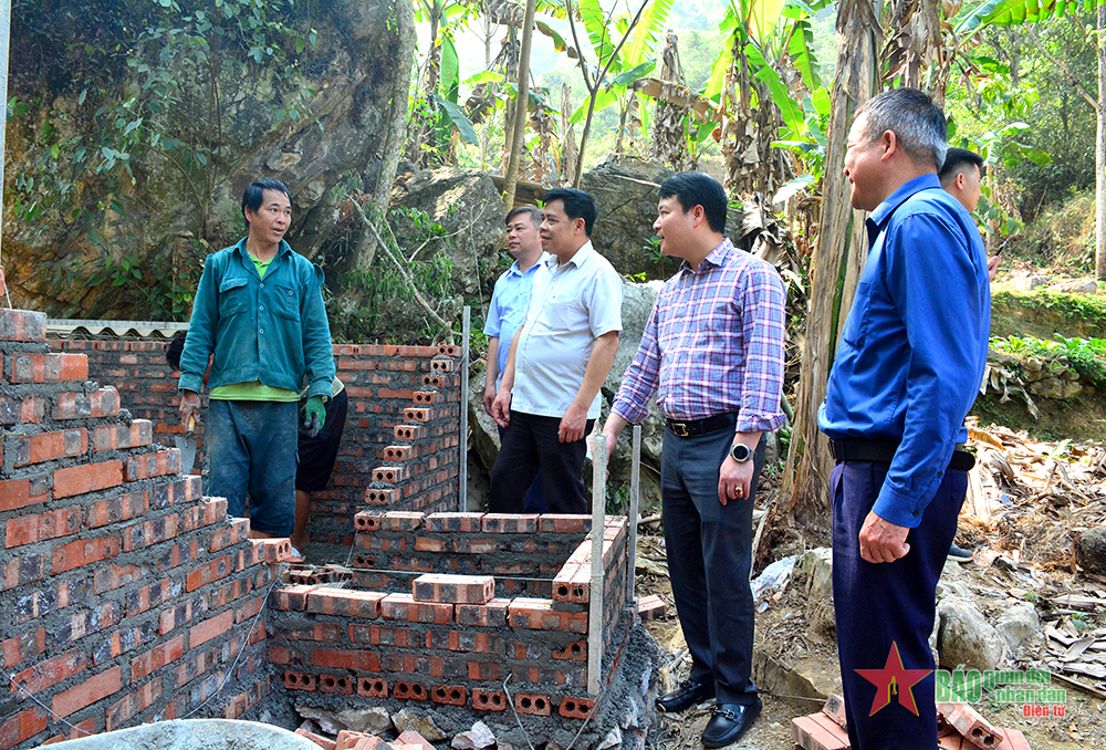 Sinh hoạt nền nếp, sức chiến đấu nâng cao