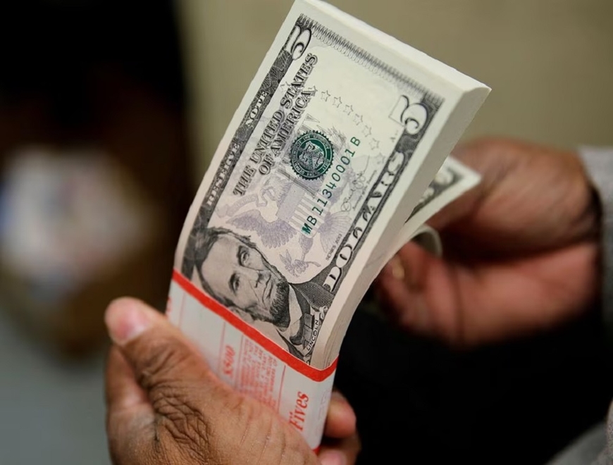 Tỷ giá USD hôm nay (3-6): Đồng USD thế giới bật tăng trở lại mốc 104. Ảnh minh họa: Reuters