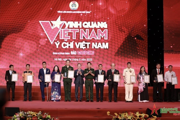 16 tập thể, cá nhân được tôn vinh tại Chương trình Vinh quang Việt Nam 2023

​