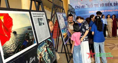 Quảng Nam: Triển lãm “Tuổi trẻ với biển đảo quê hương”