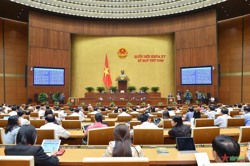 Quang cảnh phiên chất vấn tại Kỳ họp thứ năm, Quốc hội khóa XV.