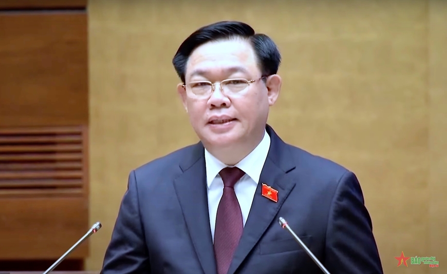 Chủ tịch Quốc hội Vương Đình Huệ phát biểu khai mạc phiên chất vấn. 