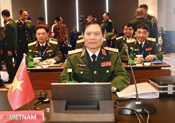 Thượng tướng Nguyễn Tân Cương tham dự Hội nghị Tư lệnh Lực lượng Quốc phòng các nước ASEAN