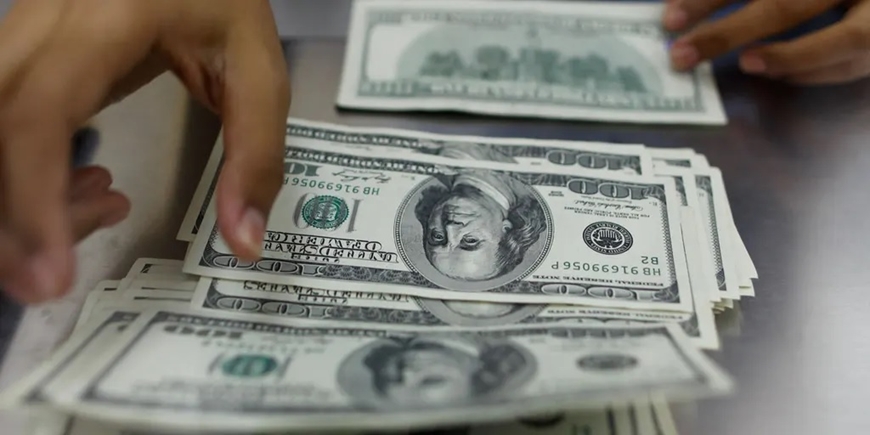  Tỷ giá USD hôm nay (9-6): Đồng USD lao dốc sau dữ liệu việc làm Mỹ. Ảnh minh họa: Reuters