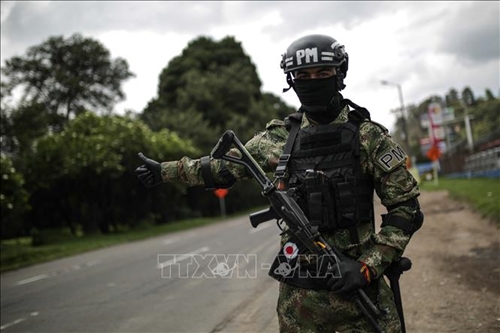 Chính phủ Colombia và ELN nhất trí ngừng bắn 6 tháng