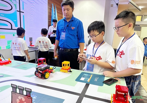 101 đội tranh tài chung kết thi lắp ráp và lập trình robot dành cho học sinh 