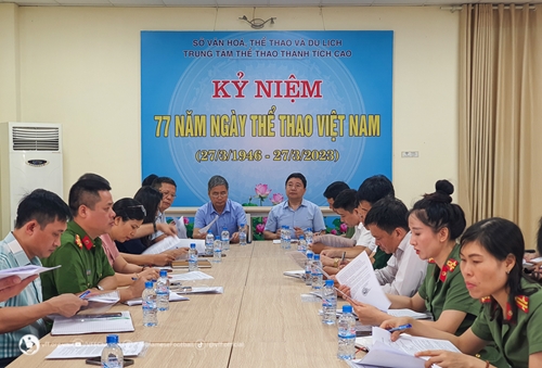 Đội tuyển Việt Nam trở lại sân Thiên Trường sau 16 năm