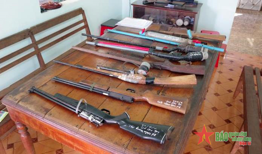 Bộ đội Biên phòng tỉnh Gia Lai thu giữ nhiều vũ khí, vật liệu nổ trái phép
