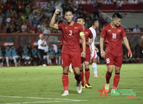Đội tuyển Việt Nam thắng Hồng Kông (Trung Quốc) 1-0