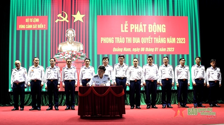 Các cơ quan, đơn vị thuộc Vùng Cảnh sát biển 2 ký kết giao ước thi đua. Ảnh minh họa: Tiến Dũng