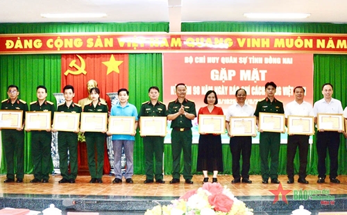 Tăng cường phối hợp tuyên truyền về lực lượng vũ trang tỉnh Đồng Nai