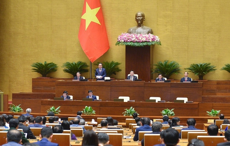 Phó chủ tịch Thường trực Quốc hội Trần Thanh Mẫn điều hành nội dung phiên bế mạc Kỳ họp thứ năm.