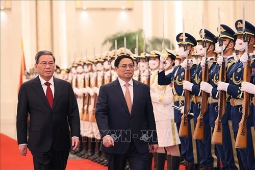 Thủ tướng Lý Cường chủ trì Lễ đón Thủ tướng Phạm Minh Chính thăm chính thức Trung Quốc