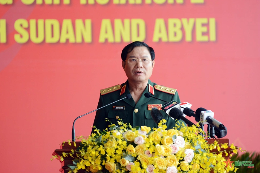  Thượng tướng Nguyễn Tân Cương, Ủy viên Trung ương Đảng, Ủy viên Thường vụ Quân ủy Trung ương, Tổng Tham mưu trưởng Quân đội nhân dân Việt Nam, Thứ trưởng Bộ Quốc phòng phát biểu tại buổi lễ.