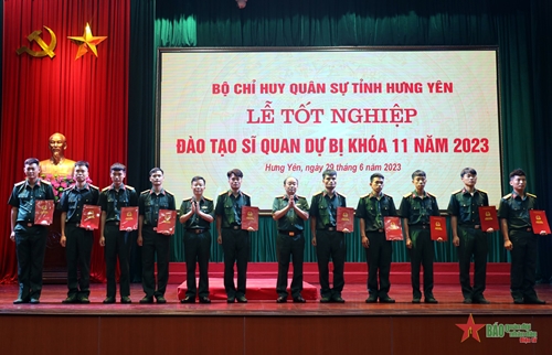 Bộ CHQS tỉnh Hưng Yên: Tổ chức tốt nghiệp cho 95 học viên đào tạo sĩ quan dự bị khóa 11