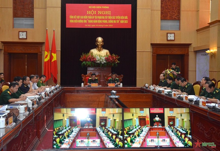  Quang cảnh Hội nghị. 