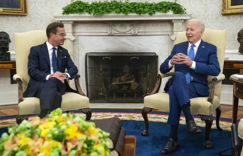       Tổng thống Mỹ Joe Biden và Thủ tướng Thụy Điển Ulf Kristersson trong cuộc gặp tại Nhà Trắng, ngày 5-7.Ảnh: AP 