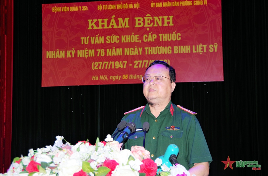 Bệnh viện Quân y 354 khám, cấp thuốc miễn phí cho hơn 900 đối tượng chính sách