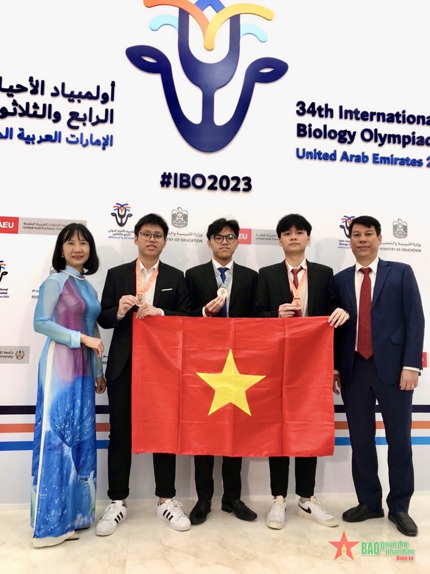 Cả 3 thí sinh Việt Nam đều đoạt huy chương tại cuộc thi Olympic Sinh học quốc tế năm 2023. Ảnh: TRUNG TÂM