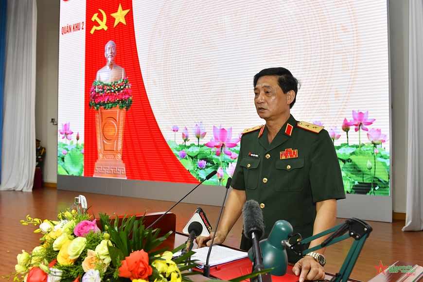 Chủ tịch nước Võ Văn Thưởng thăm, làm việc tại Quân khu 2