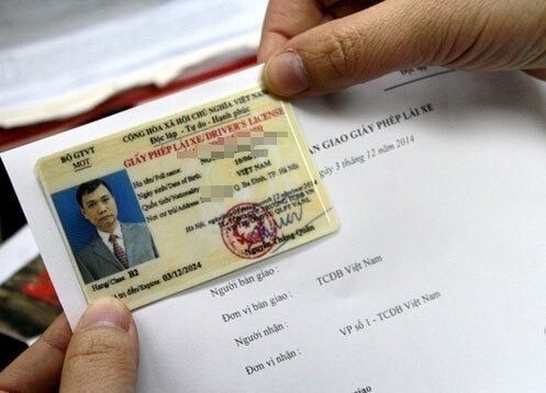 Hà Nội phấn đấu 10% số người dân đổi giấy phép lái xe qua dịch vụ công mức độ 4