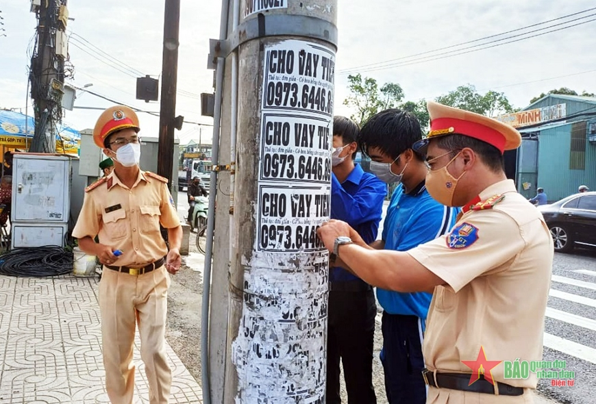 Xóa bỏ quảng cáo trái phép