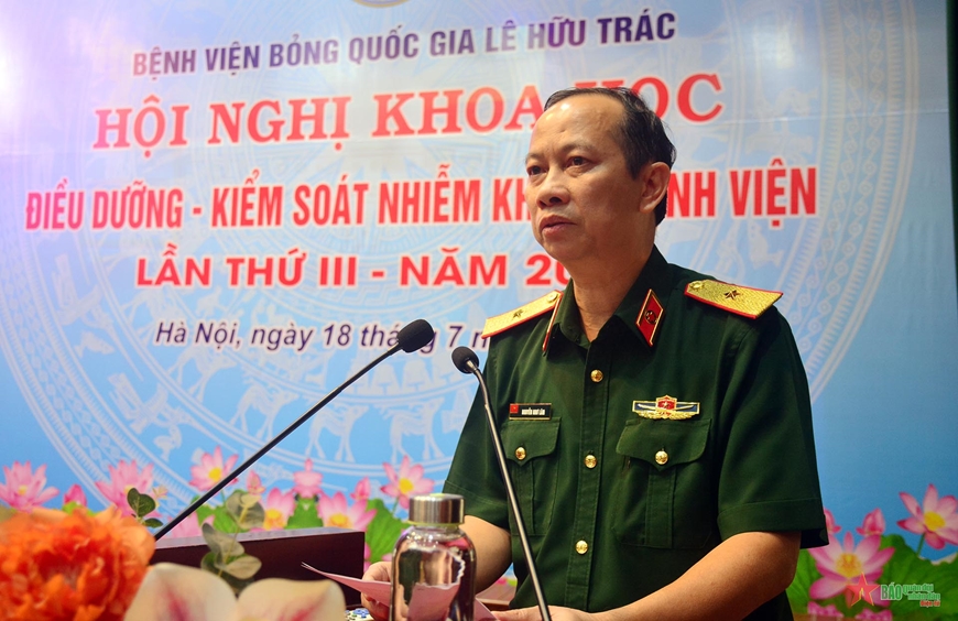 Thiếu tướng, GS, TS Nguyễn Như Lâm phát biểu khai mạc hội nghị. 