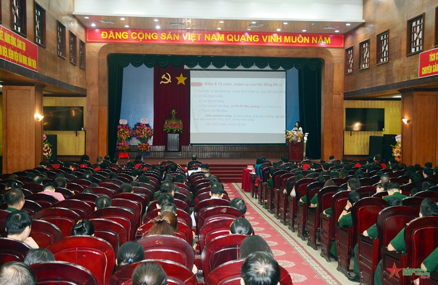 Quang cảnh hội nghị. 