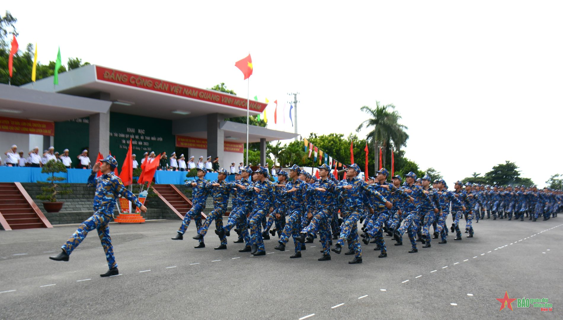Vùng 3 Hải quân khai mạc hội thi tàu chính quy mẫu mực, hội thao huấn luyện tàu mặt nước năm 2023