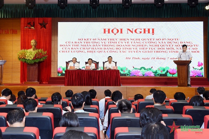  Quang cảnh Hội nghị tại Tỉnh ủy Hà Tĩnh.