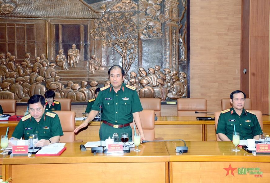  Thượng tướng Phùng Sĩ Tấn phát biểu một số nội dung liên quan đến sử dụng đất quốc phòng của các doanh nghiệp.