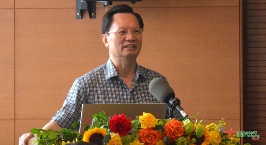   Trung tướng, GS, TS Mai Hồng Bàng, Chủ tịch Hội Khoa học Tiêu hóa Việt Nam, nguyên Giám đốc Bệnh viện Trung ương Quân đội 108 dự và phát biểu tại hội thảo.