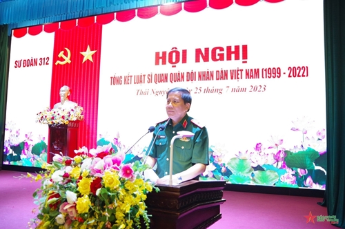 Sư đoàn 312 (Quân đoàn 1) thực hiện tốt Luật Sĩ quan Quân đội nhân dân Việt Nam