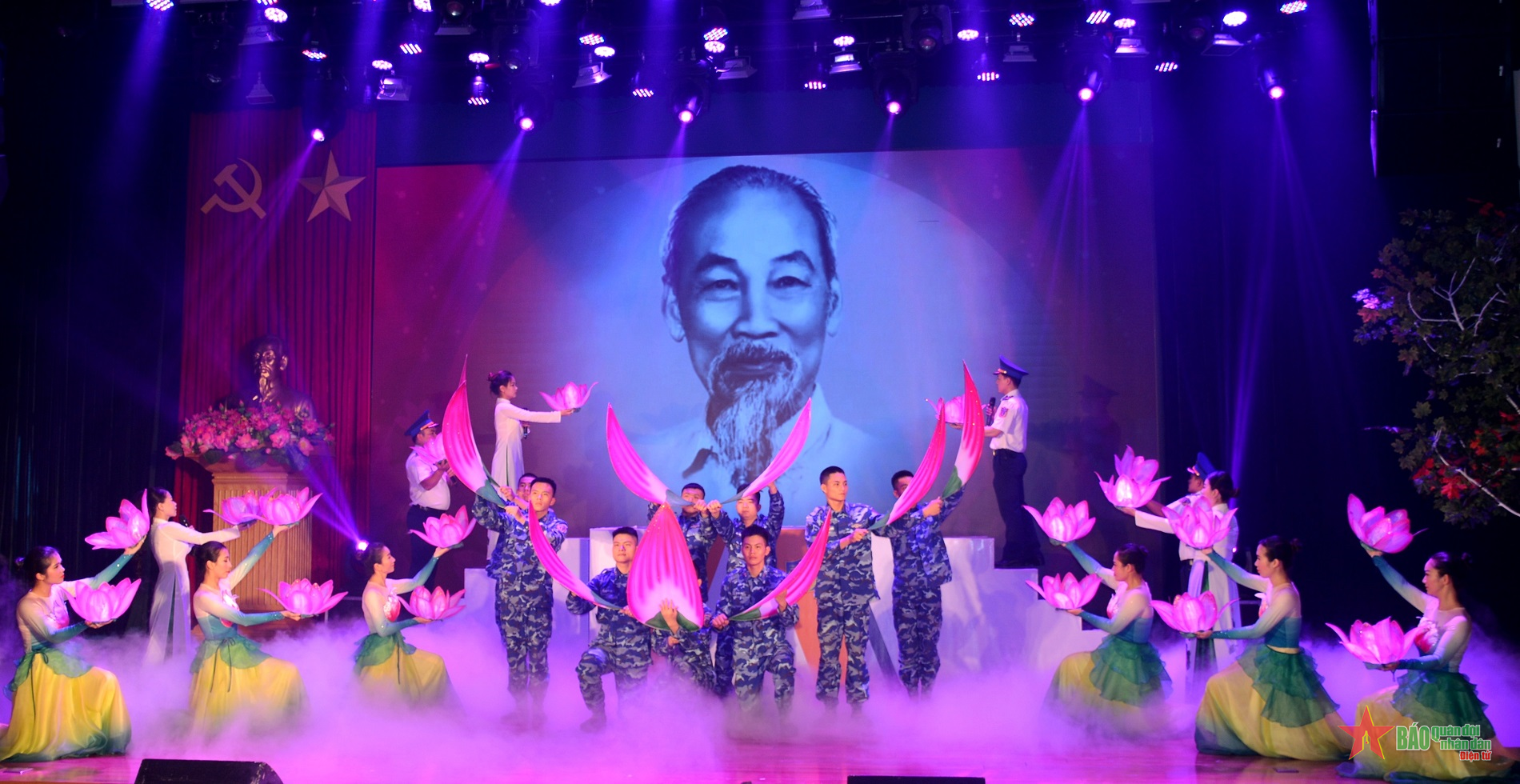 Khắc họa hình ảnh người chiến sĩ Cảnh sát biển trong Liên hoan nghệ thuật quần chúng