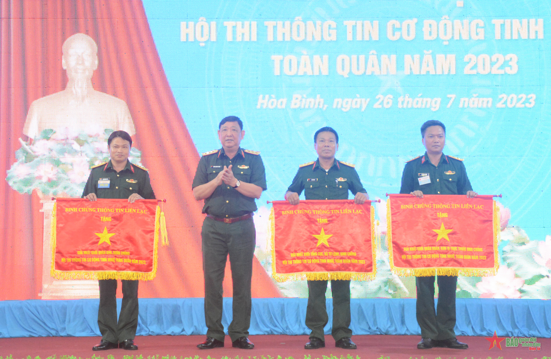 Bế mạc Hội thi thông tin cơ động tinh nhuệ toàn quân năm 2023