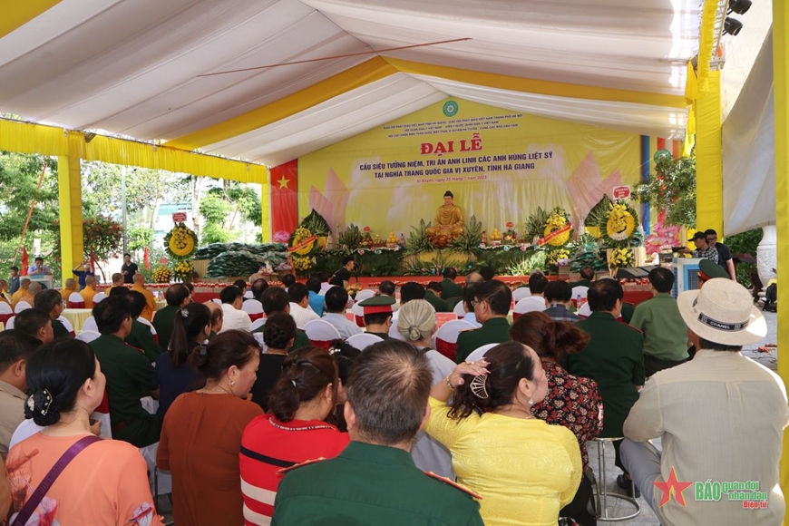 Đại lễ cầu siêu tưởng niệm, tri ân các anh hùng liệt sĩ tại Hà Giang. 