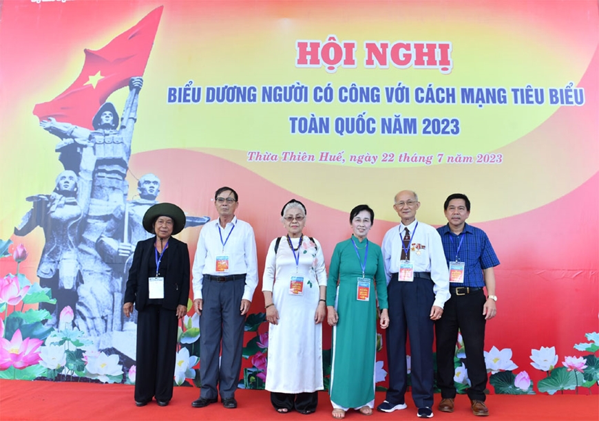 Đi B - thời hoa lửa còn mãi