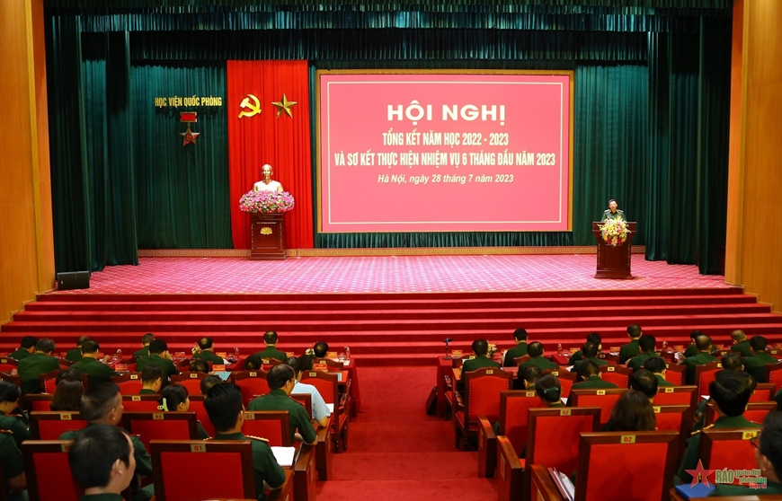  Toàn cảnh hội nghị. 