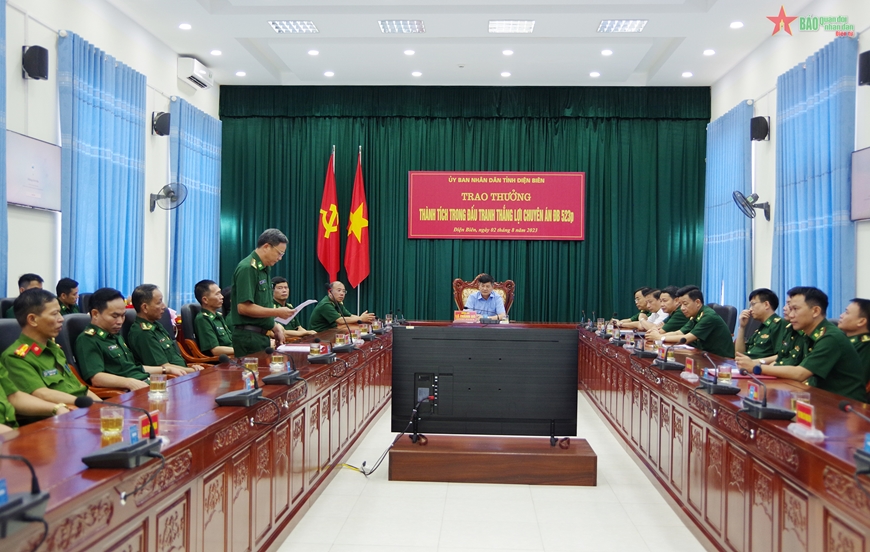 Quang cảnh lễ trao thưởng. 