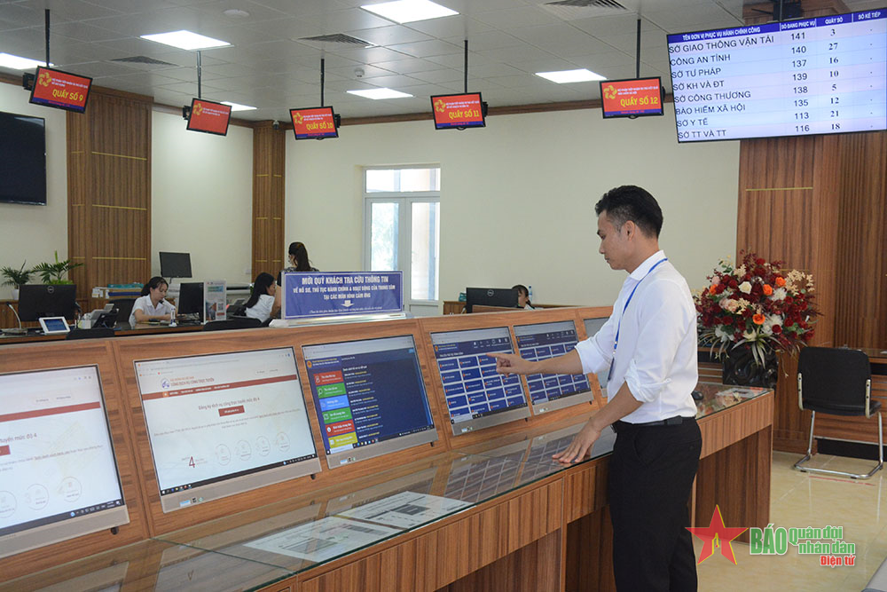 Ninh Bình và thành quả từ tư duy phát triển hài hòa, bền vững - Bài 3: Hệ thống hành chính phục vụ