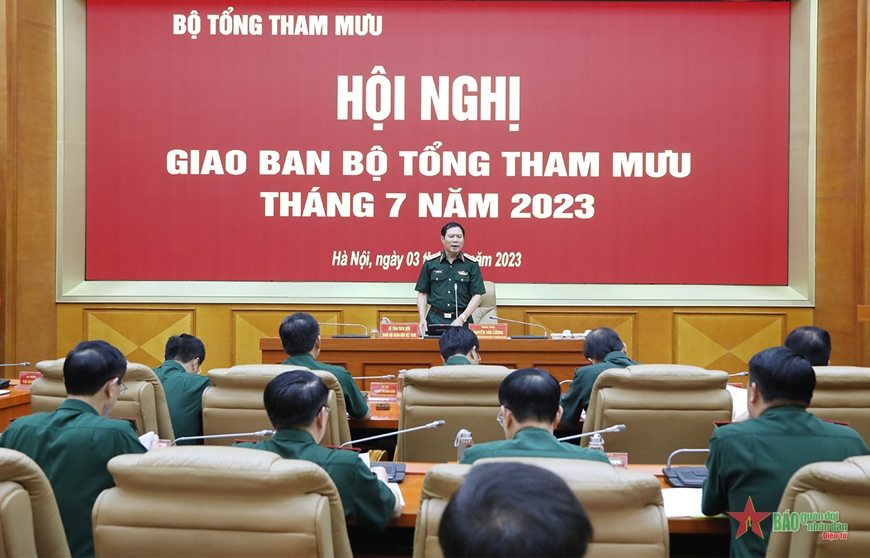  Thượng tướng Nguyễn Tân Cương chủ trì hội nghị. 