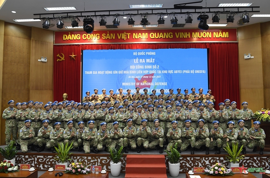  Đội Công binh số 2 gồm 203 thành viên, trong đó có 22 nữ quân nhân trong lễ ra mắt chính thức ngày 27-12-2022. Ảnh: TUẤN HUY.