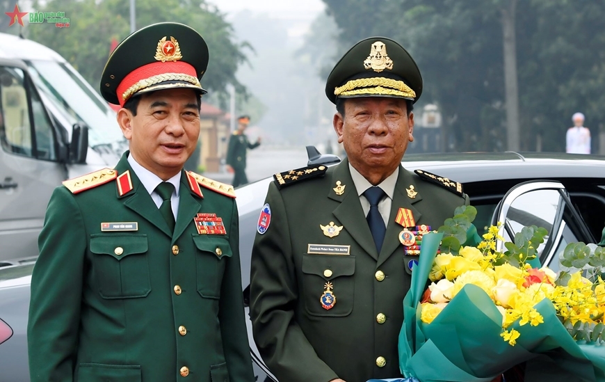 &nbsp;Đại tướng Phan Văn Giang, Ủy vi&ecirc;n Bộ Ch&iacute;nh trị, Ph&oacute; b&iacute; thư Qu&acirc;n ủy Trung ương,&nbsp;Bộ trưởng Bộ Quốc ph&ograve;ng&nbsp;chủ tr&igrave; lễ đ&oacute;n Đại tướng Tea Banh, Ph&oacute; thủ tướng, Bộ trưởng Bộ Quốc ph&ograve;ng Campuchia sang thăm ch&iacute;nh thức Việt Nam (19-2-2023).