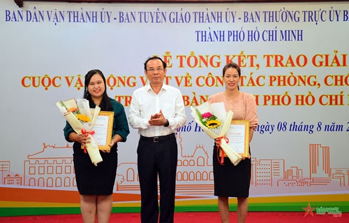 TP Hồ Chí Minh trao 84 giải thưởng viết về phòng, chống dịch Covid-19