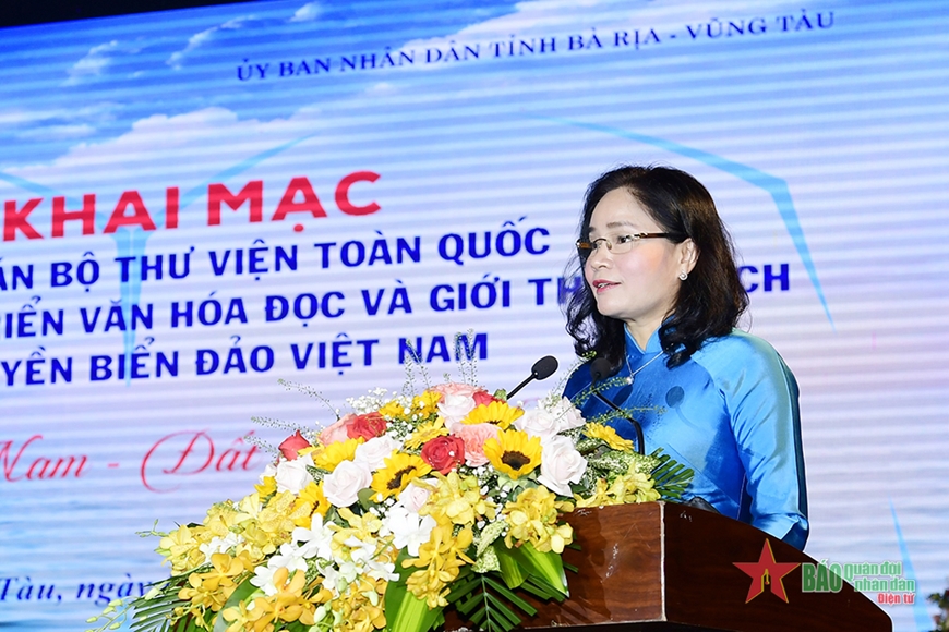 Tuyên truyền, phát triển văn hóa đọc và giới thiệu sách về chủ quyền biển, đảo Việt Nam
