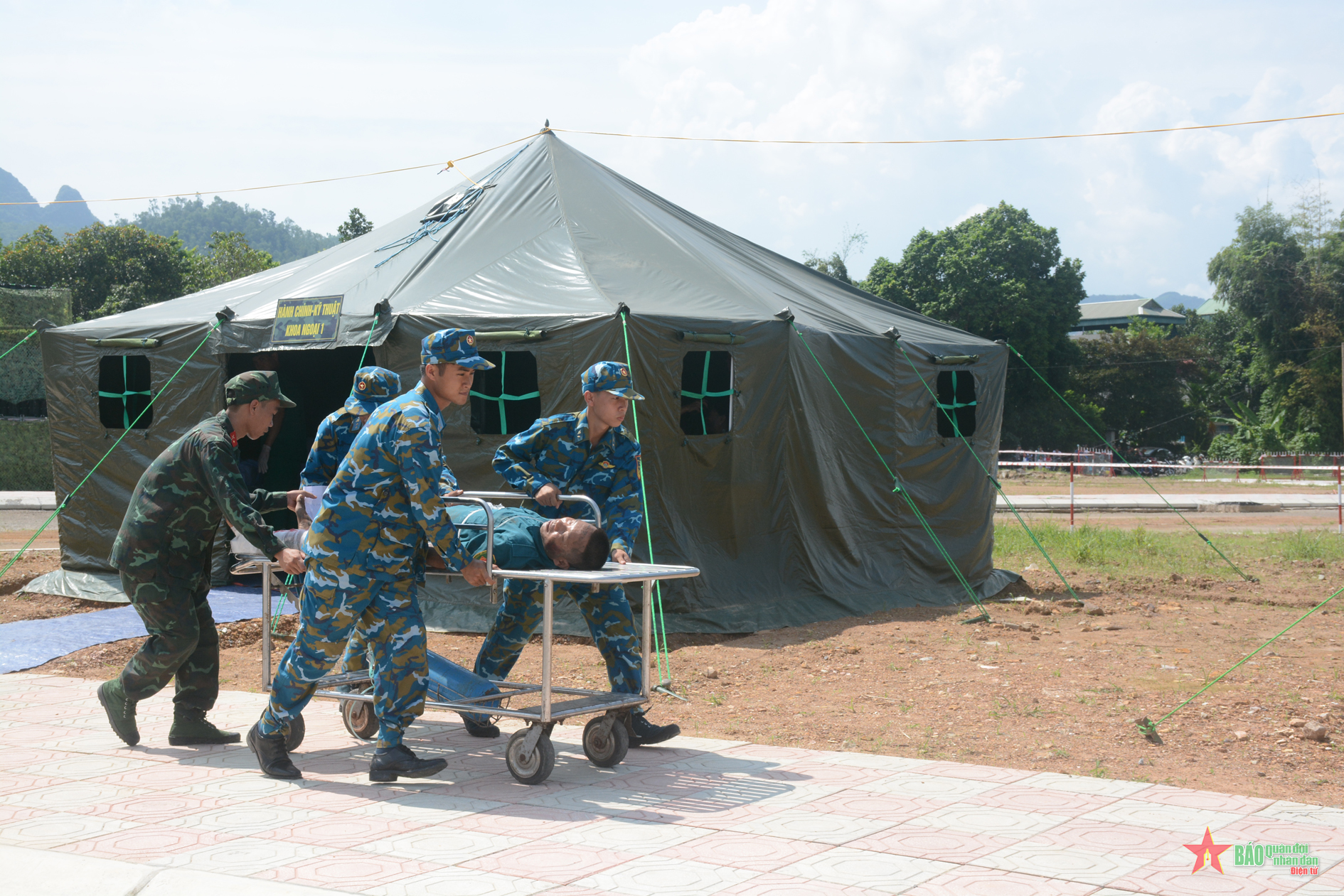 Tỉnh Hòa Bình diễn tập phòng thủ dân sự ứng phó thảm họa thiên tai